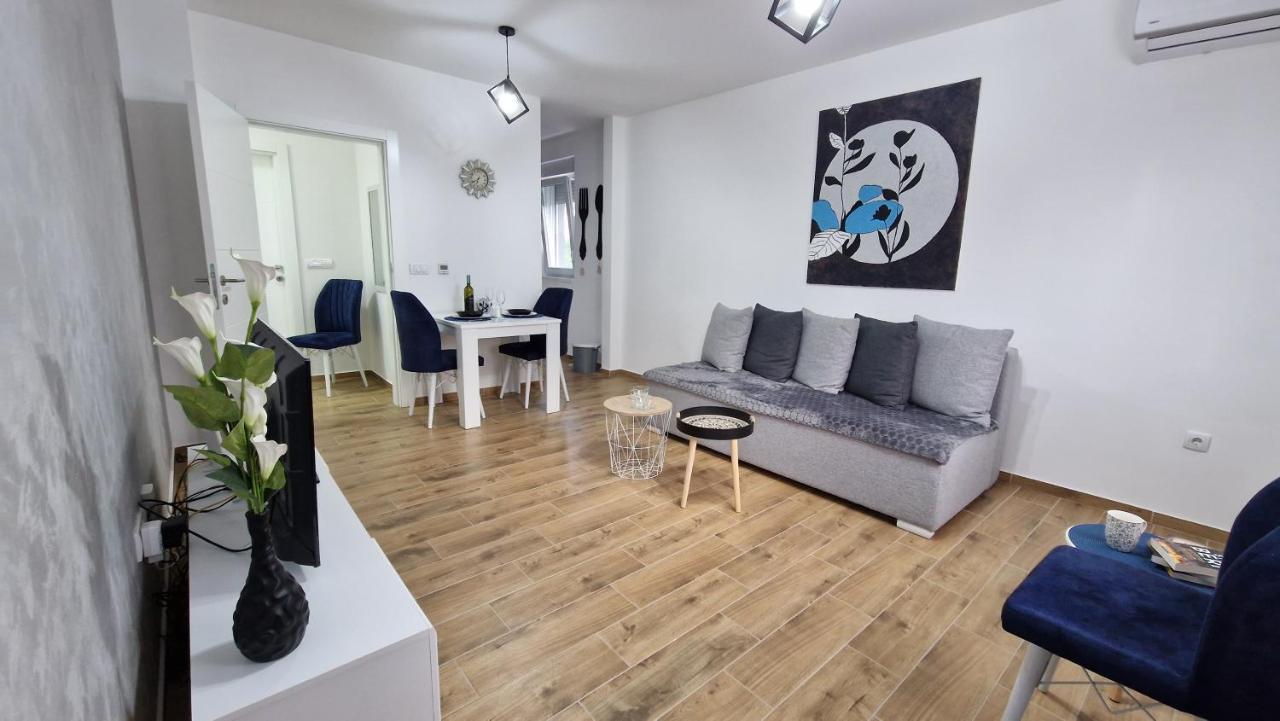Apartman Astra Сремска-Митровица Экстерьер фото