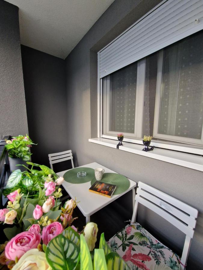 Apartman Astra Сремска-Митровица Экстерьер фото